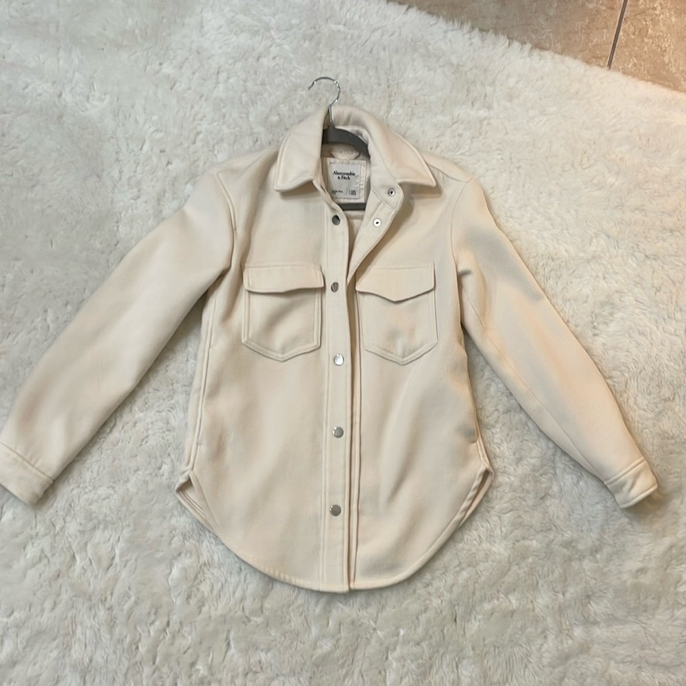 Abercrombie & Fitch cream shacket